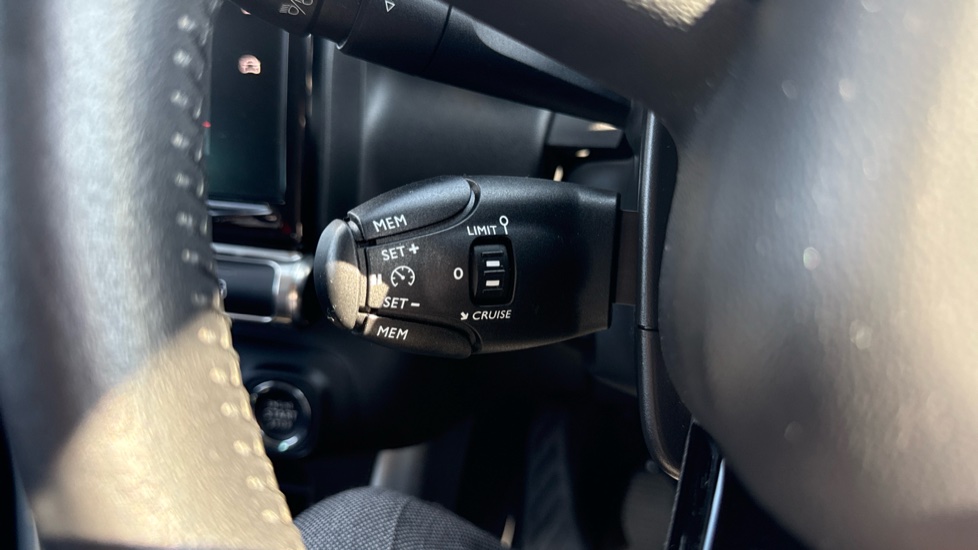 Citroen C3 Aircross 1.2 PureTech 110 Flair 5dr [6 speed] Petrol Hatchback - Image 29
