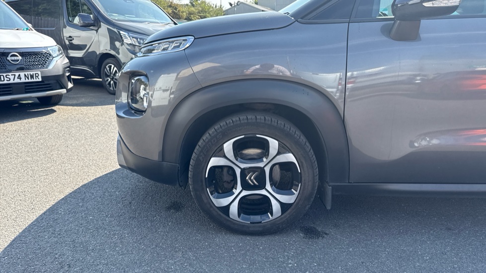 Citroen C3 Aircross 1.2 PureTech 110 Flair 5dr [6 speed] Petrol Hatchback - Image 40