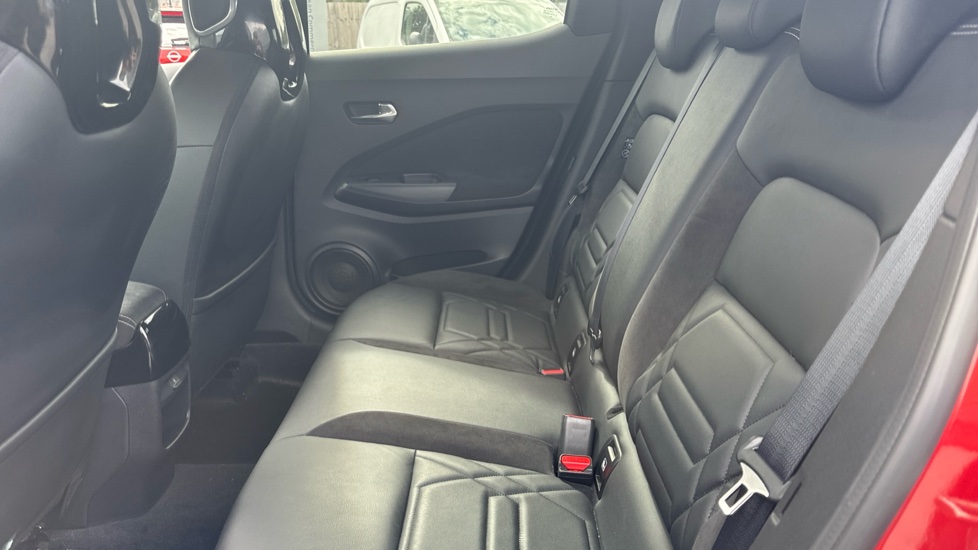 Nissan Juke 1.0 DiG-T Tekna+ 5dr DCT Petrol Hatchback - Image 16