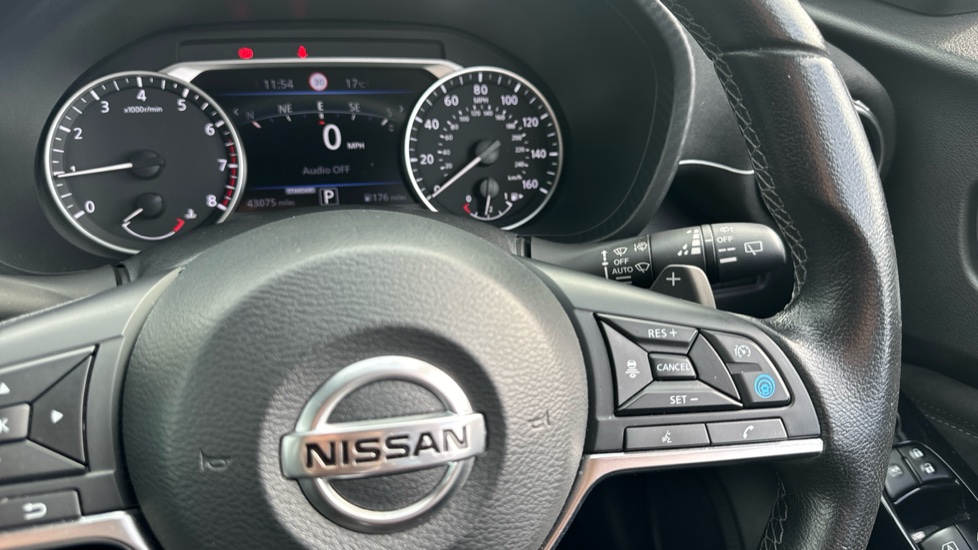 Nissan Juke 1.0 DiG-T Tekna+ 5dr DCT Petrol Hatchback - Image 24