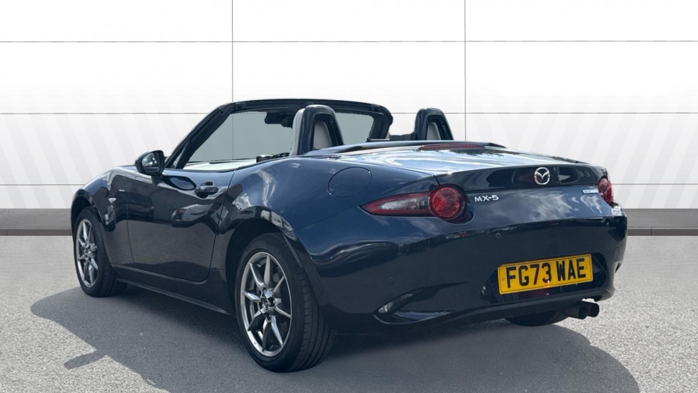Mazda MX-5 1.5 [132] Kizuna 2dr Petrol Convertible - Image 2