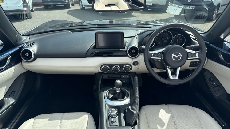 Mazda MX-5 1.5 [132] Kizuna 2dr Petrol Convertible - Image 10