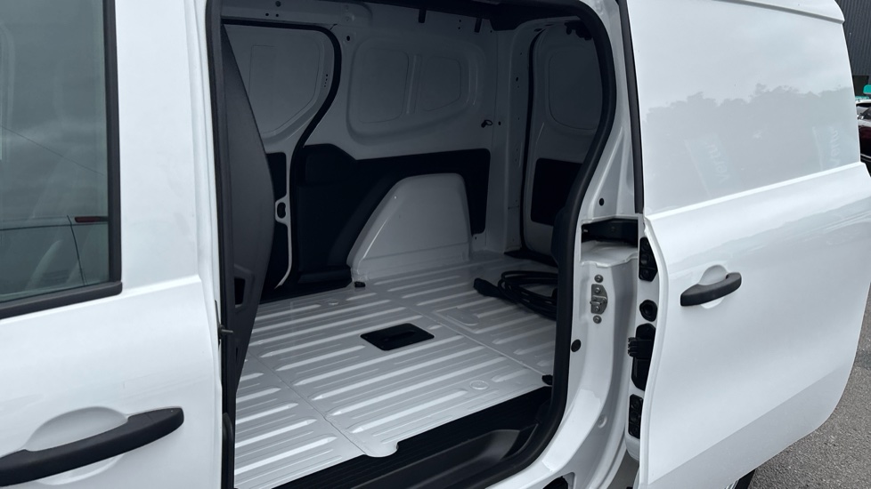 Renault Kangoo L2 E-Tech LL21 90kW 44kWh Advance [Safety] Van Auto - Image 16