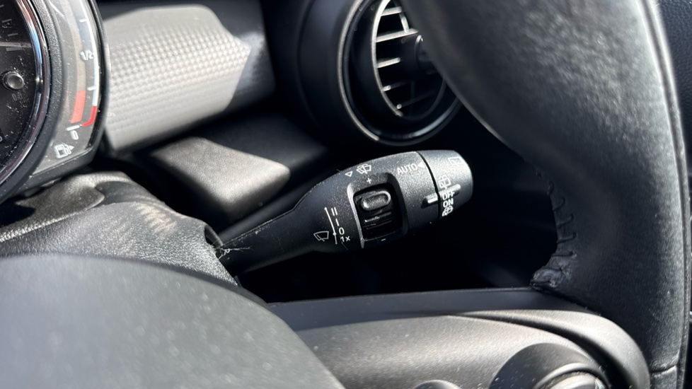 MINI Hatchback 1.5 Cooper II 5dr Petrol Hatchback - Image 29