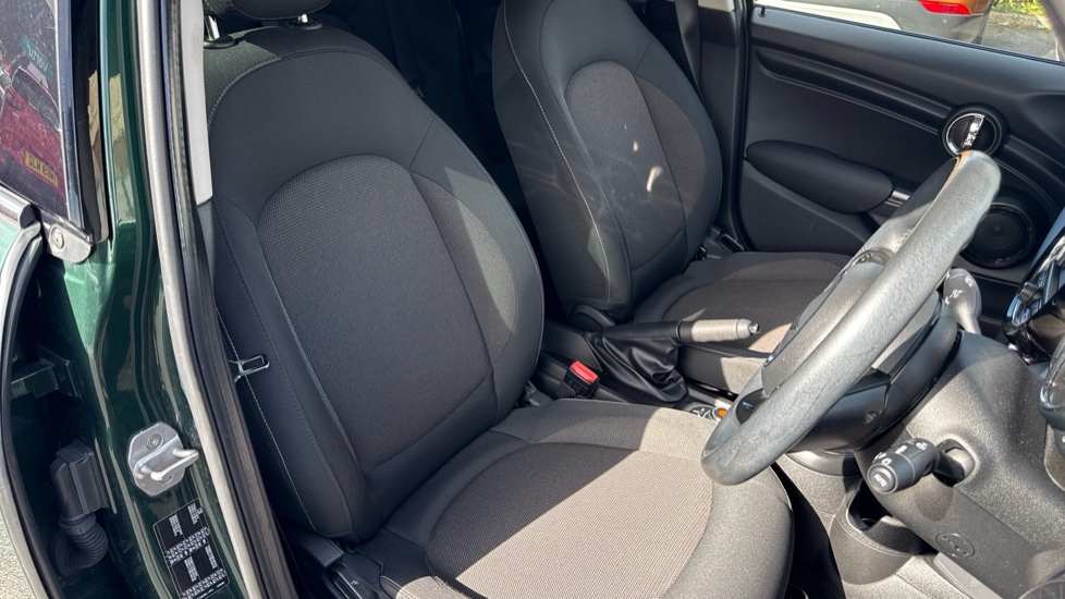 MINI Hatchback 1.5 Cooper II 5dr Petrol Hatchback - Image 33
