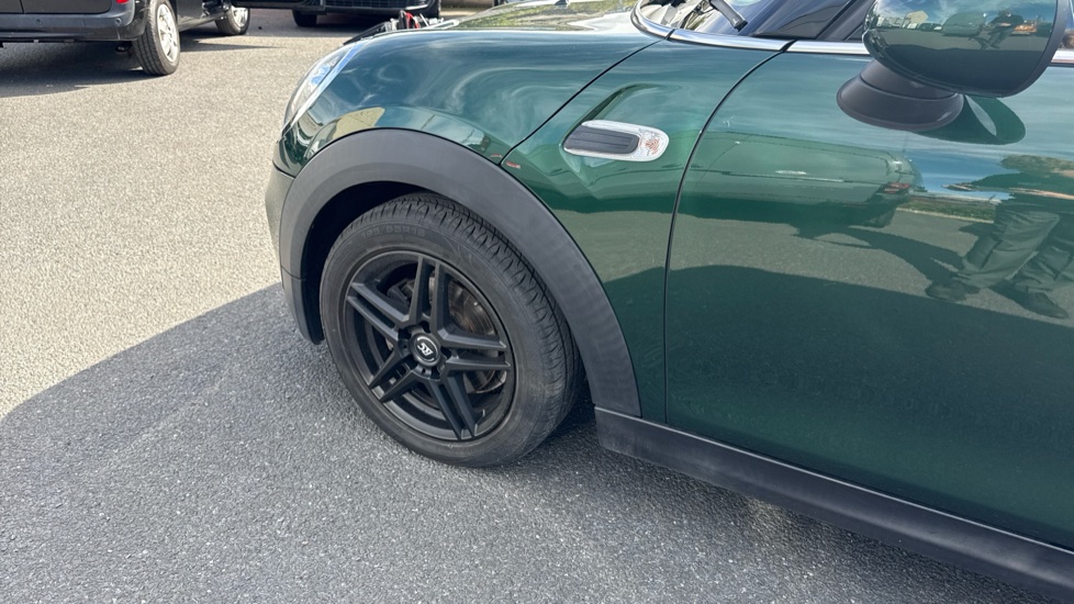 MINI Hatchback 1.5 Cooper II 5dr Petrol Hatchback - Image 40