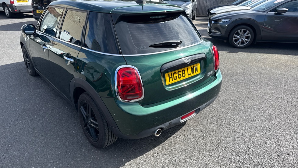 MINI Hatchback 1.5 Cooper II 5dr Petrol Hatchback - Image 41