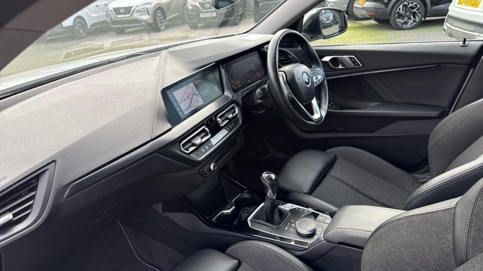 BMW 2 Series 218i [136] Sport 4dr [Live Cockpit Professional] Petrol Saloon - Image 9