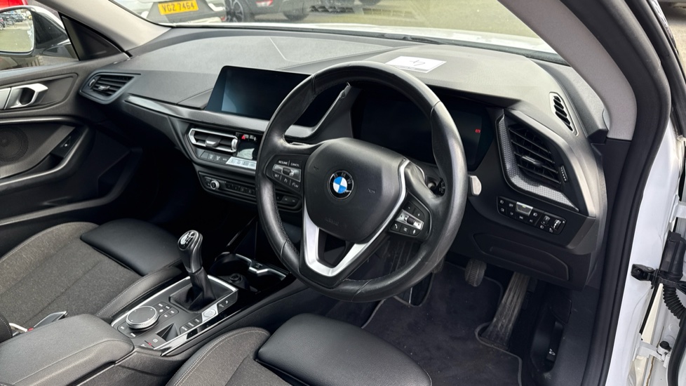 BMW 2 Series 218i [136] Sport 4dr [Live Cockpit Professional] Petrol Saloon - Image 11