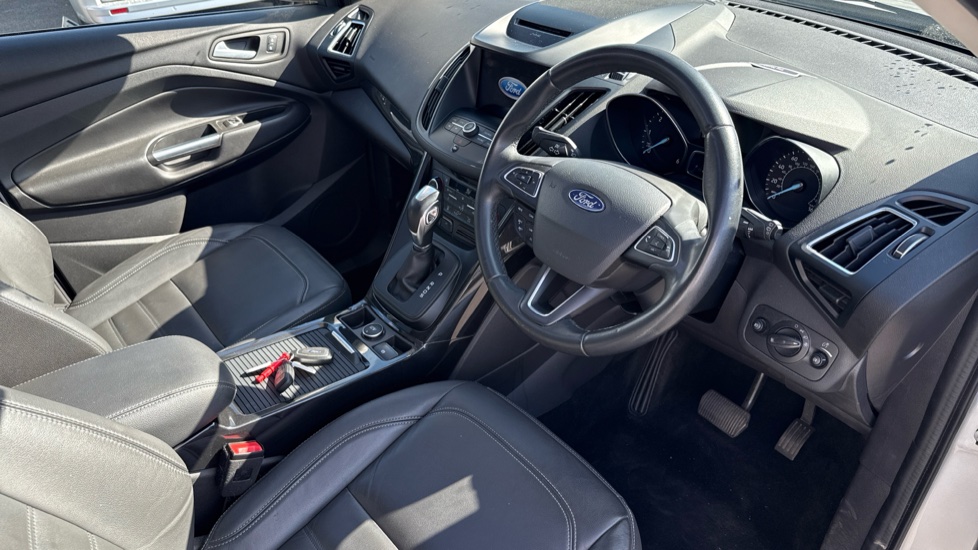 Ford Kuga 2.0 TDCi Titanium X Edition 5dr Auto 2WD Diesel Estate - Image 11
