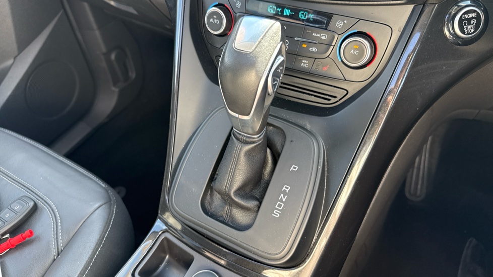 Ford Kuga 2.0 TDCi Titanium X Edition 5dr Auto 2WD Diesel Estate - Image 29