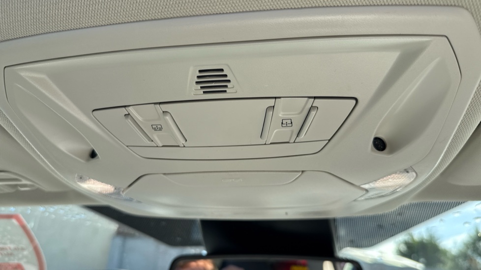 Ford Kuga 2.0 TDCi Titanium X Edition 5dr Auto 2WD Diesel Estate - Image 37