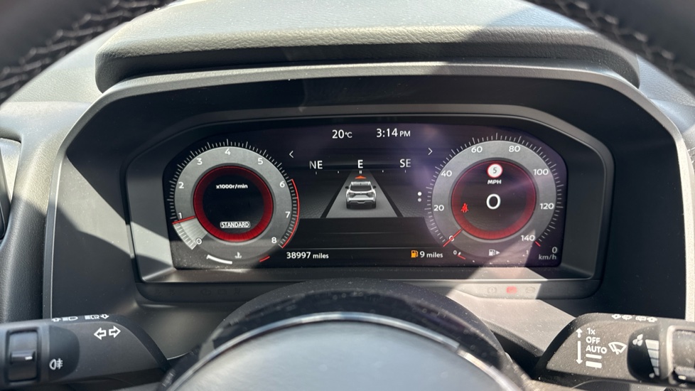 Nissan Qashqai 1.3 DiG-T MH N-Connecta 5dr Petrol Hatchback - Image 18