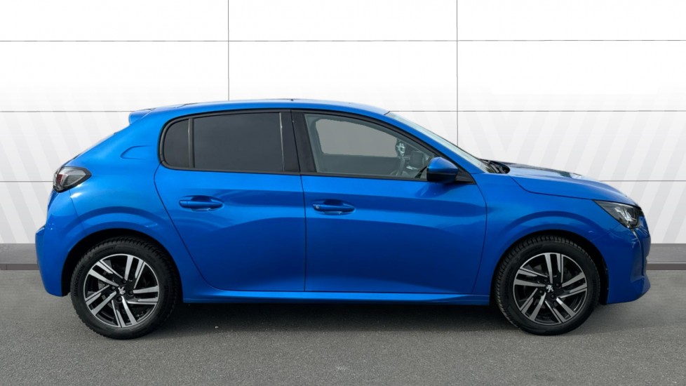 Peugeot 208 1.2 PureTech 100 Allure 5dr Petrol Hatchback - Image 5