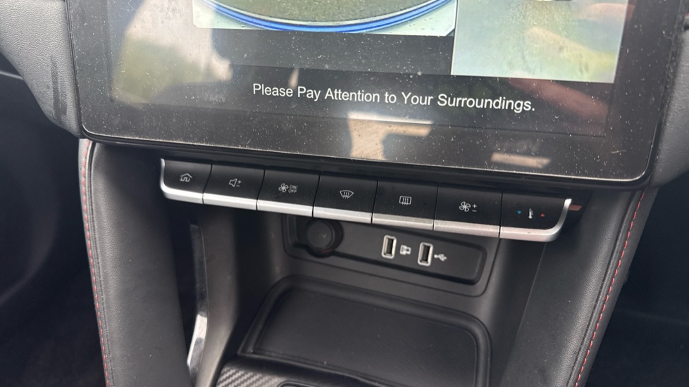 MG ZS 1.5 VTi-TECH Exclusive 5dr Petrol Hatchback - Image 25