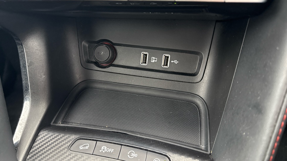 MG ZS 1.5 VTi-TECH Exclusive 5dr Petrol Hatchback - Image 26