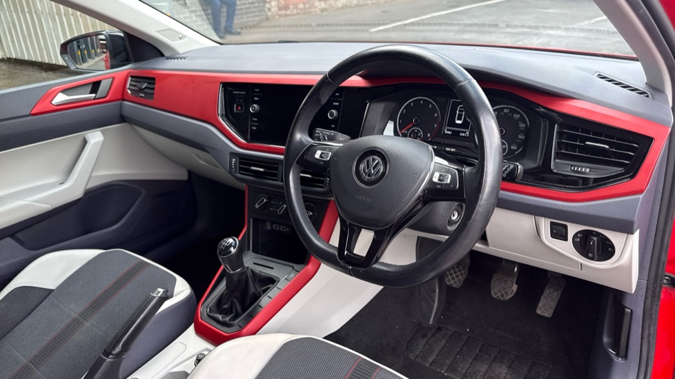 Volkswagen Polo 1.0 EVO 80 Beats 5dr Petrol Hatchback - Image 11