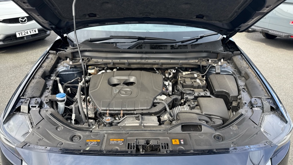Mazda CX-5 2.0 e-Skyactiv G MHEV Newground 5dr Petrol Estate - Image 8