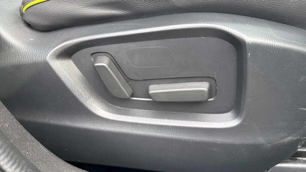 Mazda CX-5 2.0 e-Skyactiv G MHEV Newground 5dr Petrol Estate - Image 34