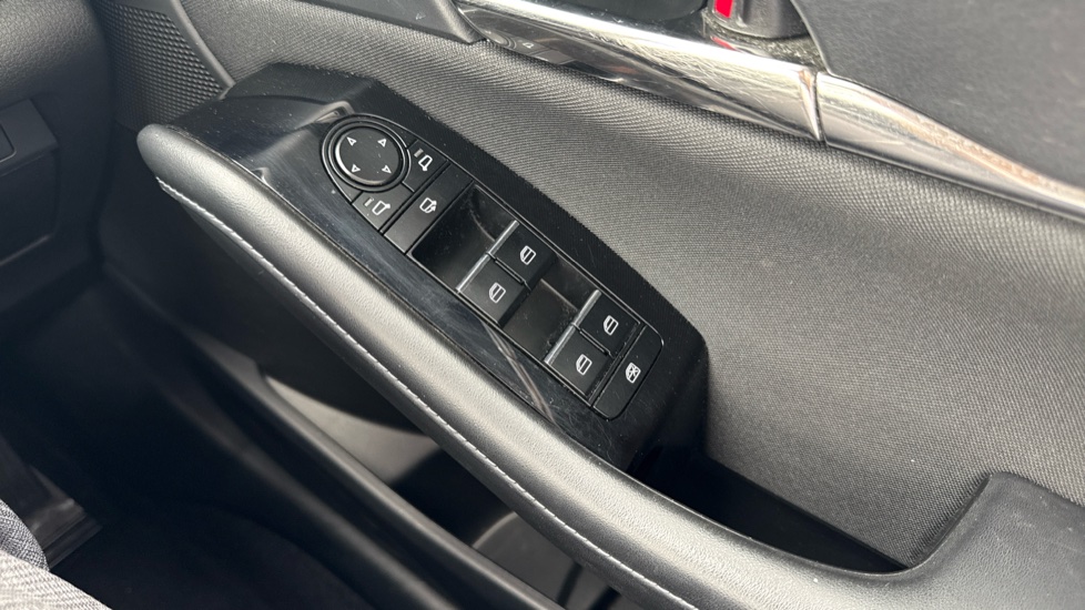 Mazda CX-30 2.0 e-Skyactiv X MHEV Sport Lux 5dr Petrol Hatchback - Image 30