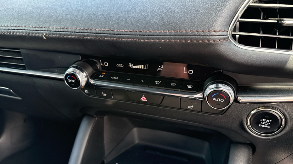 Mazda 3 2.5 e-Skyactiv G MHEV 140 Exclusive-Line 5dr Auto Petrol Hatchback - Image 24