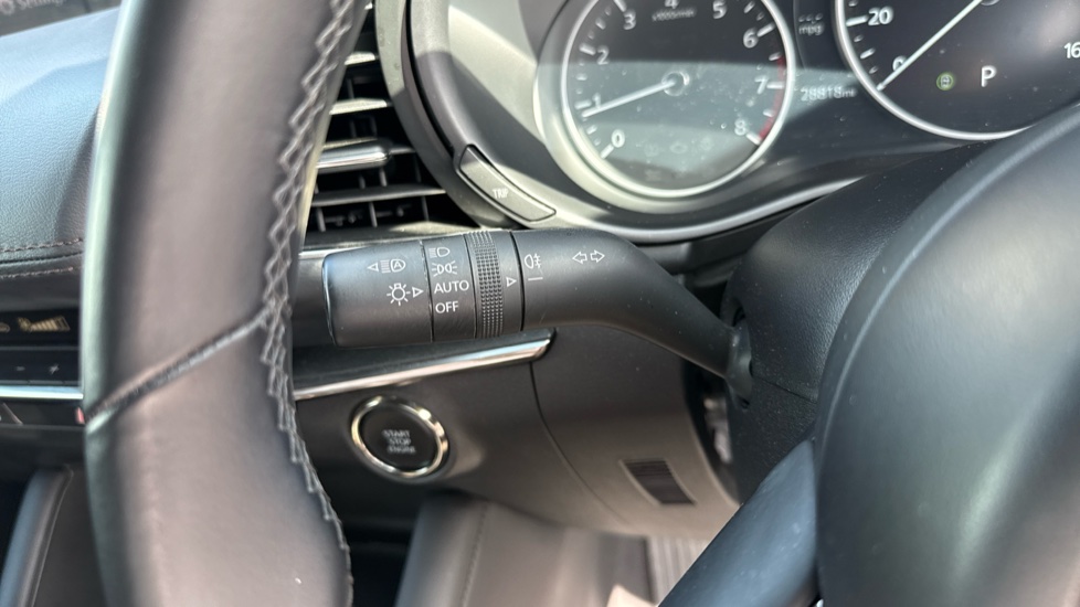 Mazda 3 2.5 e-Skyactiv G MHEV 140 Exclusive-Line 5dr Auto Petrol Hatchback - Image 32