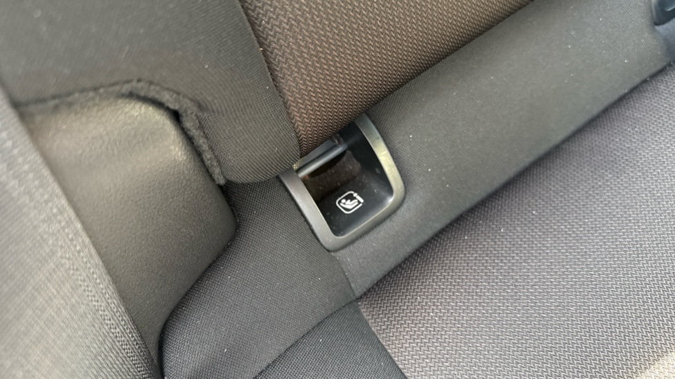 Mazda 3 2.5 e-Skyactiv G MHEV 140 Exclusive-Line 5dr Auto Petrol Hatchback - Image 35