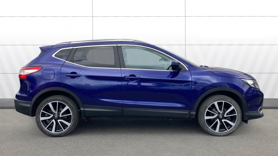 Nissan Qashqai 1.5 dCi Tekna 5dr Diesel Hatchback - Image 5