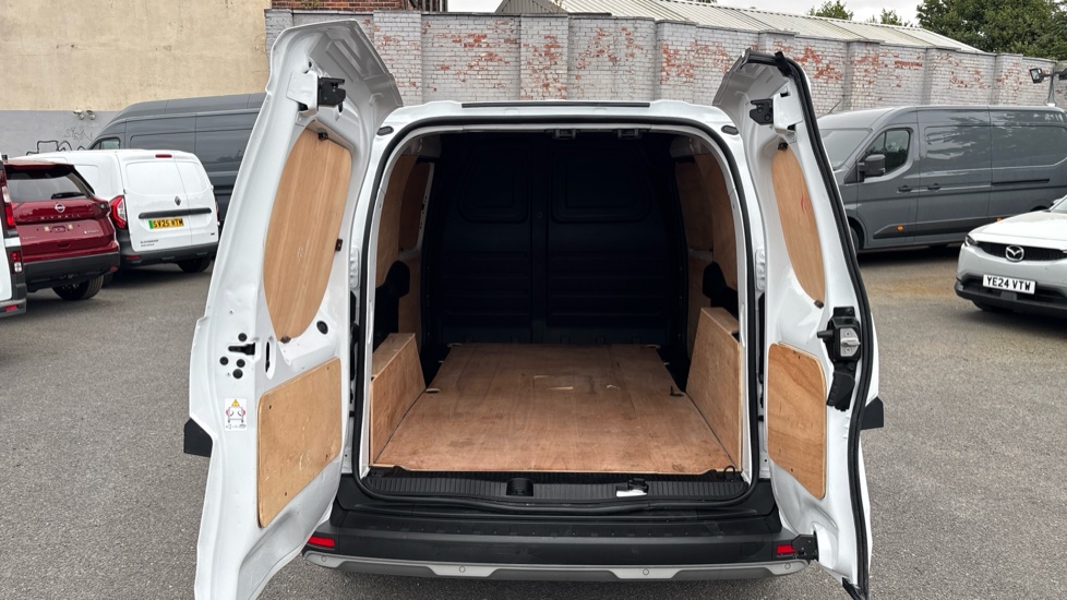 Renault Kangoo L2 E-Tech LL21 90kW 44kWh Advance [Safety] Van Auto - Image 4
