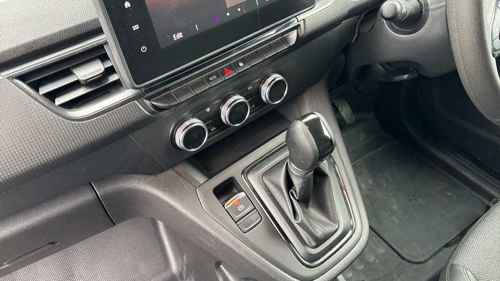 Renault Kangoo L2 E-Tech LL21 90kW 44kWh Advance [Safety] Van Auto - Image 13