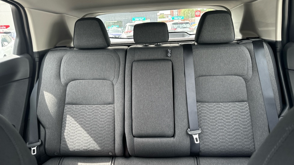 Nissan ARIYA 160kW Engage 63kWh 5dr Auto Electric Hatchback - Image 15
