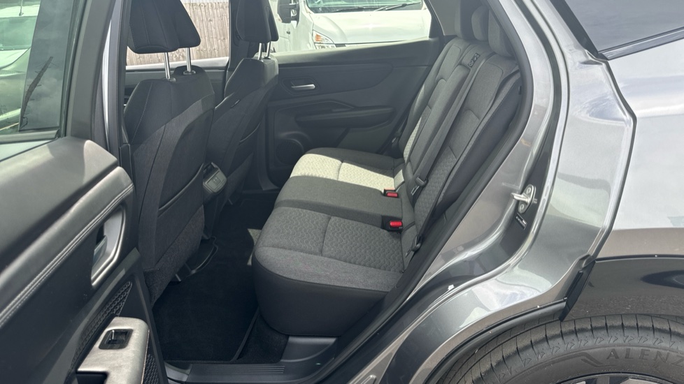 Nissan ARIYA 160kW Engage 63kWh 5dr Auto Electric Hatchback - Image 16