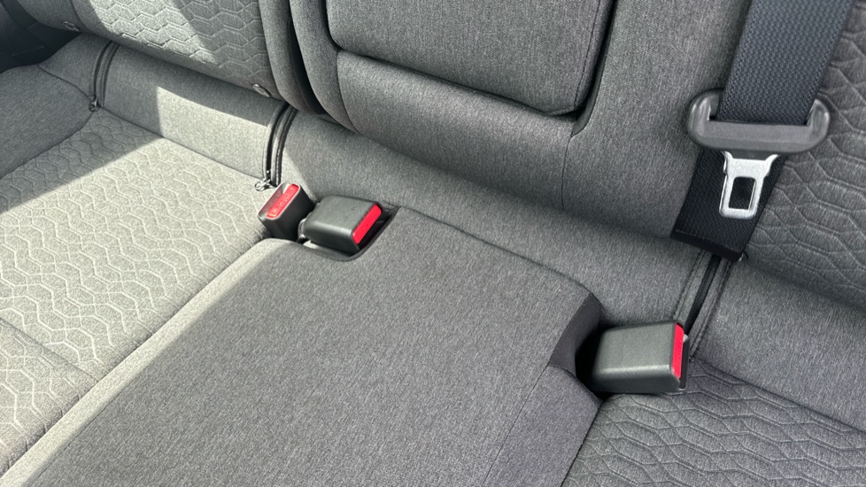 Nissan ARIYA 160kW Engage 63kWh 5dr Auto Electric Hatchback - Image 17