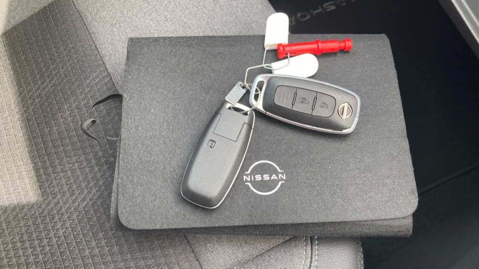 Nissan Qashqai 1.5 E-Power N-Connecta 5dr Auto Hybrid Hatchback - Image 20