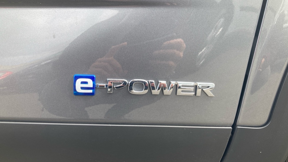 Nissan Qashqai 1.5 E-Power N-Connecta 5dr Auto Hybrid Hatchback - Image 21