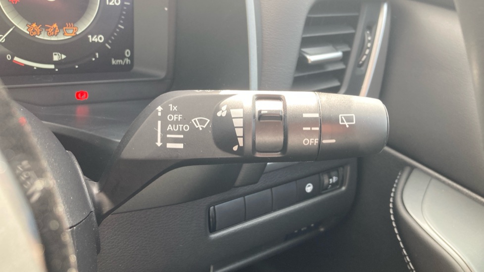 Nissan Qashqai 1.5 E-Power N-Connecta 5dr Auto Hybrid Hatchback - Image 33