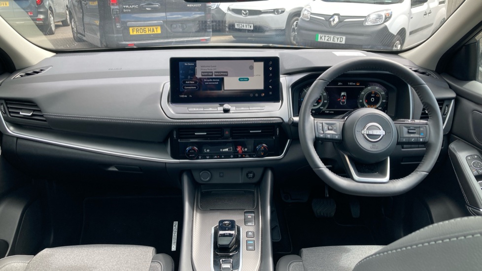 Nissan Qashqai 1.5 E-Power 205 N-Connecta [Glass Roof] 5dr Auto Hybrid Hatchback - Image 10