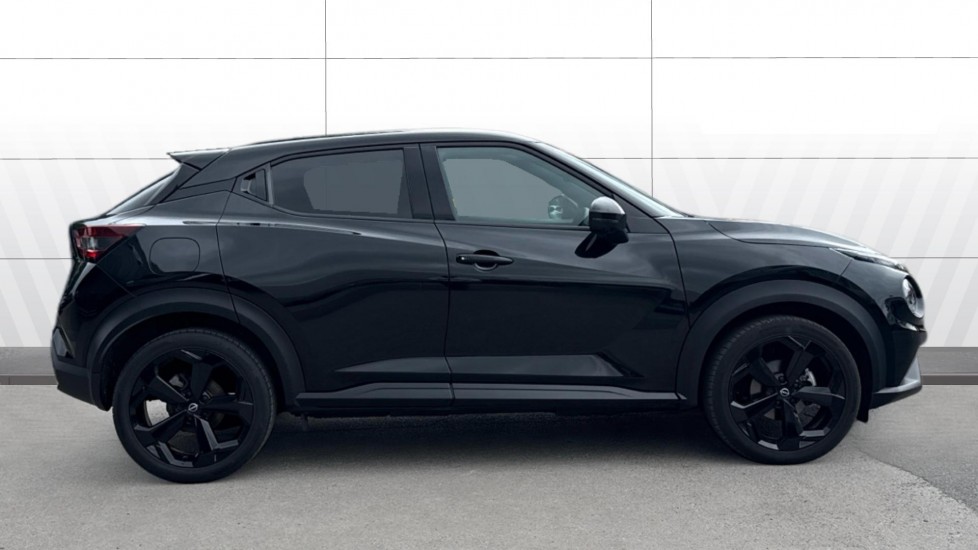 Nissan Juke 1.0 DiG-T Tekna 5dr Petrol Hatchback - Image 5