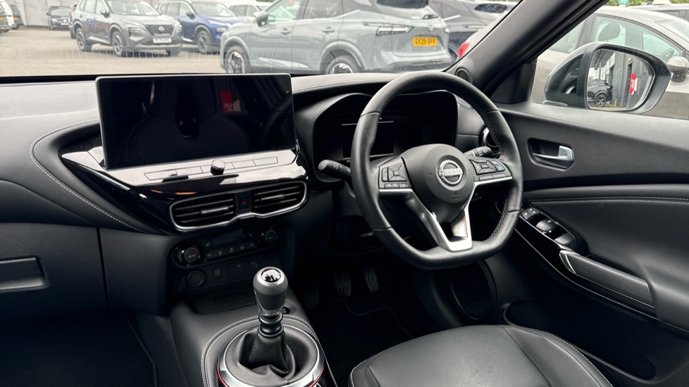 Nissan Juke 1.0 DiG-T Tekna 5dr Petrol Hatchback - Image 9