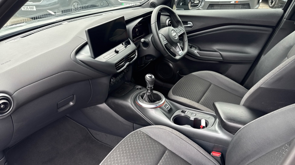 Nissan Juke 1.0 DiG-T N-Connecta 5dr Petrol Hatchback - Image 9