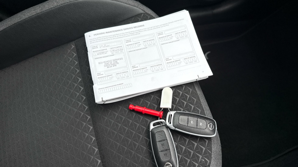 Nissan Juke 1.0 DiG-T N-Connecta 5dr Petrol Hatchback - Image 19