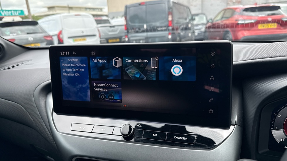 Nissan Juke 1.0 DiG-T N-Connecta 5dr Petrol Hatchback - Image 25