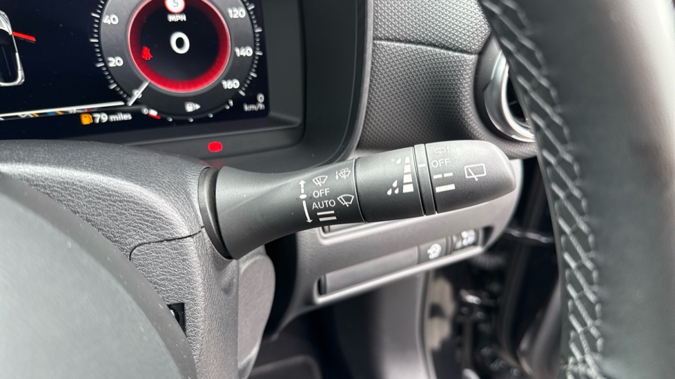 Nissan Juke 1.0 DiG-T N-Connecta 5dr Petrol Hatchback - Image 35