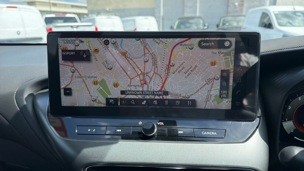 Nissan Juke 1.0 DiG-T N-Connecta 5dr Petrol Hatchback - Image 12