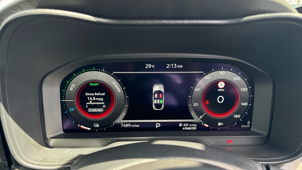 Nissan Juke 1.6 Hybrid Tekna 5dr Auto Hybrid Hatchback - Image 18
