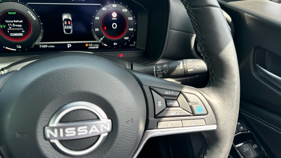 Nissan Juke 1.6 Hybrid Tekna 5dr Auto Hybrid Hatchback - Image 25