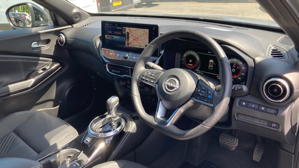 Nissan Juke 1.6 Hybrid Tekna 5dr Auto Hybrid Hatchback - Image 11