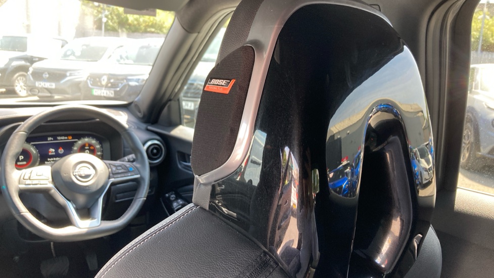 Nissan Juke 1.6 Hybrid Tekna 5dr Auto Hybrid Hatchback - Image 25