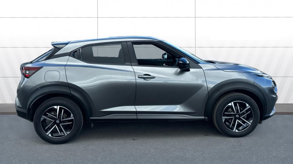 Nissan Juke 1.6 Hybrid N-Connecta 5dr Auto Hybrid Hatchback - Image 5