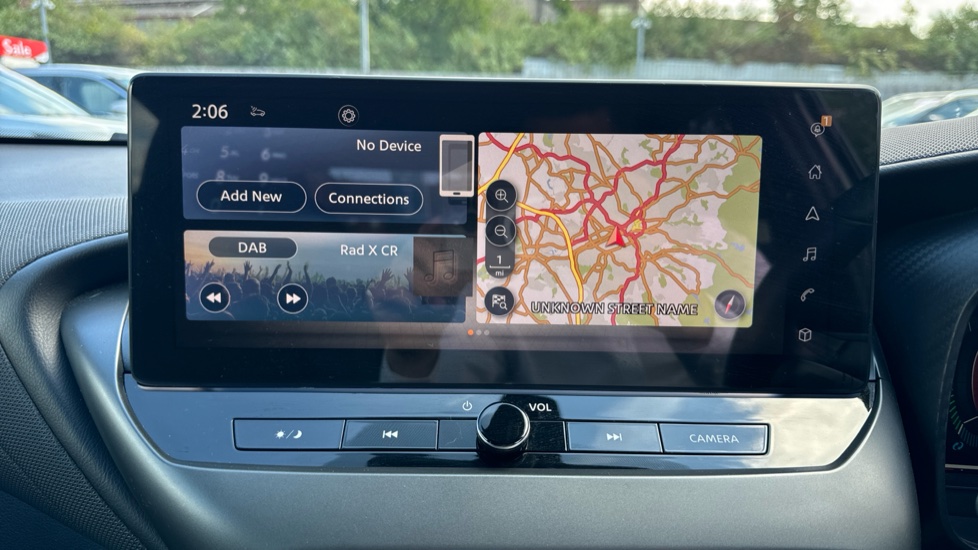 Nissan Juke 1.6 Hybrid N-Connecta 5dr Auto Hybrid Hatchback - Image 12